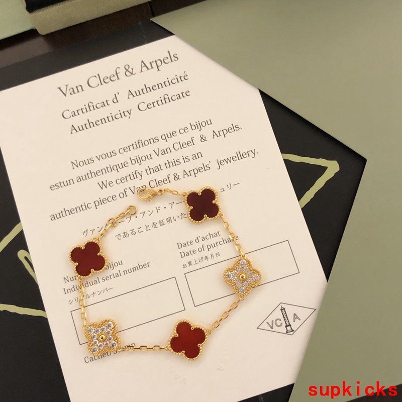 Lifestyle view of Van Cleef & Arpels unisex jewelry piece