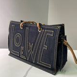 Ziva's Charm handbag – close-up view (36cm*25cm*13cm)