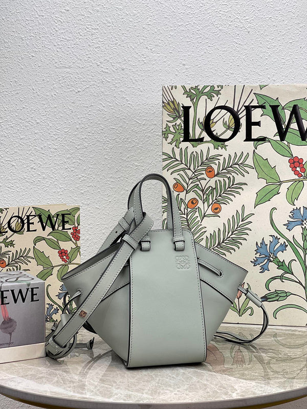 Ziva's Charm handbag – front view (11cm*19cm*19cm)