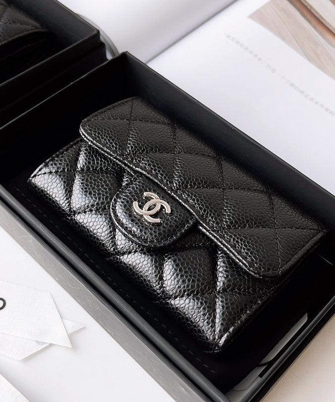  handbag, compact everyday style, image 1