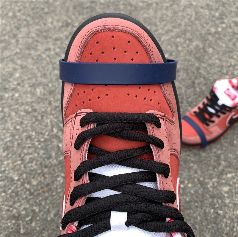 Nike Men's & Women's Designer Lifestyle Shoes — Style 200 interior view