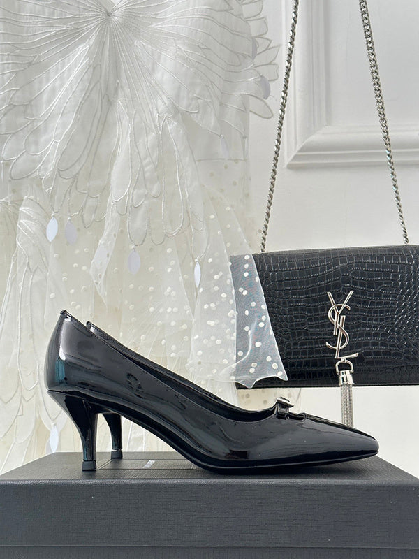 Front view of Saint Laurent luxury piece style No.057