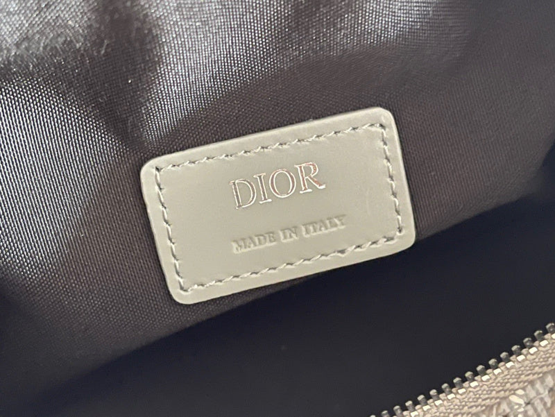 Back view of refined classic women's handbag – women's designer-style accessory
