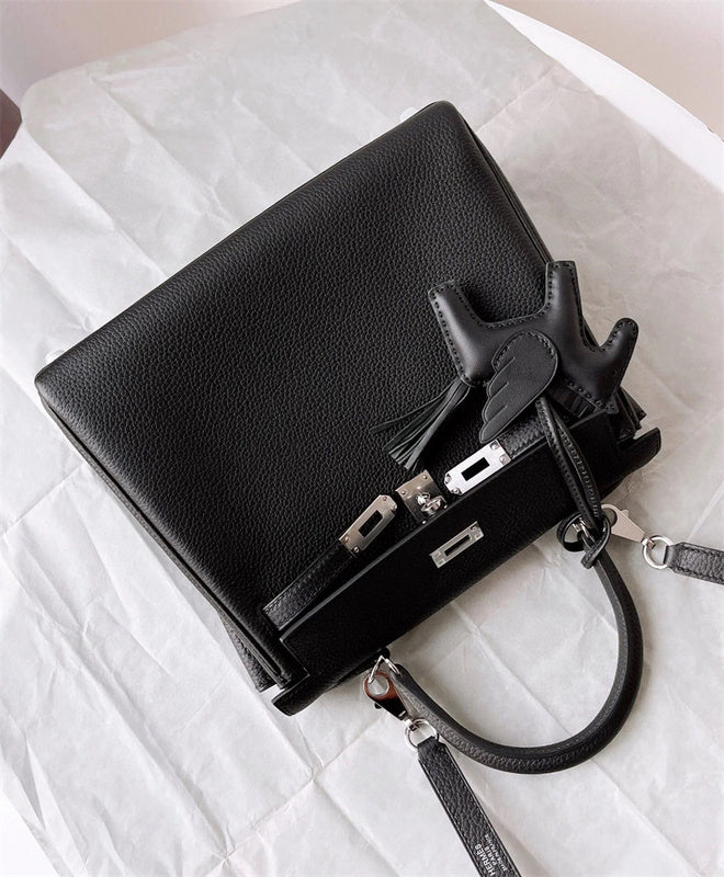  Structured top-handle bag front view 7