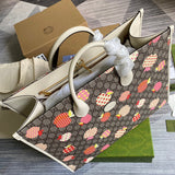Handle and strap detail of chic classic women's handbag – women's everyday handbag