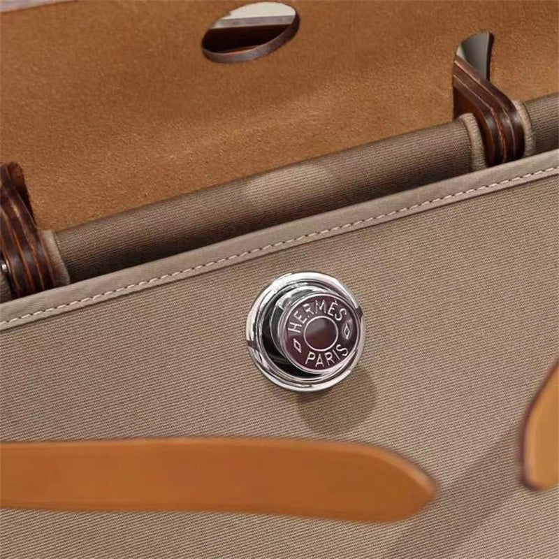 Graceful handbag styled for everyday wear