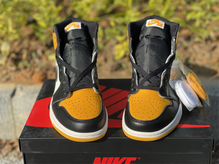 Nike Men's & Women's Luxury Fashion Trainers — Style 222 detail view