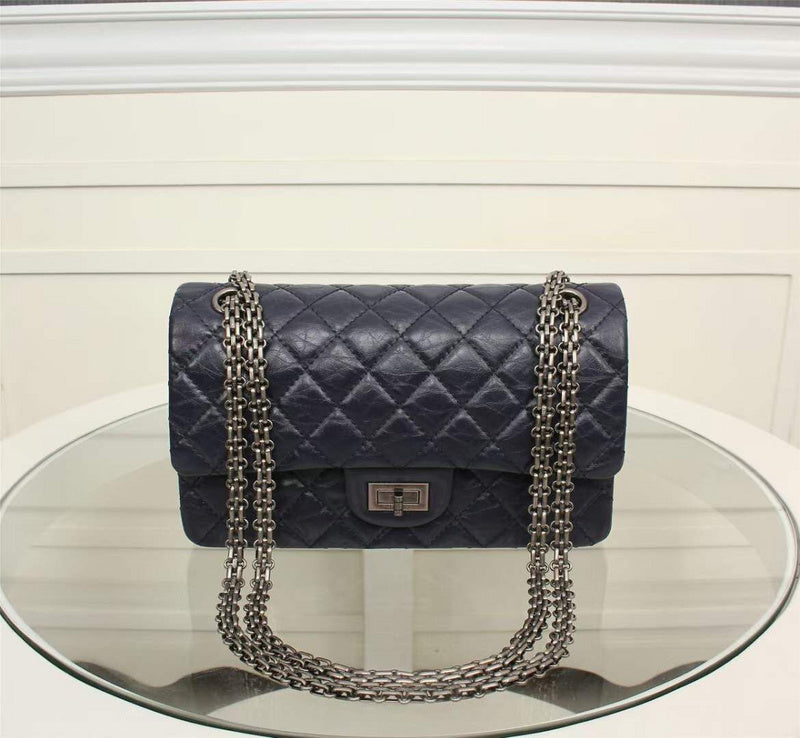  women's handbag, mid design, view 3