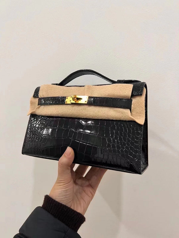 Interior view of timeless premium bag