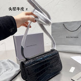 Ziva's Charm handbag – back view (one versatile size)