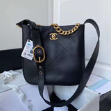  women's handbag, spacious design, view 1