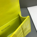 Contemporary Vegan Leather Handbag - Everyday Elegance | Women's Designer-Inspired Purse #481 - texture close-up (image 9) of designer-inspired handbag