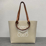 Ziva's Charm handbag – front view (22cm*9cm*19.5cm)