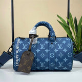  chic handbag detail view showing craftsmanship