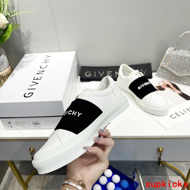Givenchy shoes Style 037 - back heel detail
