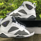 Nike Men's & Women's Premium Low-Top Trainers — Style 181 interior view