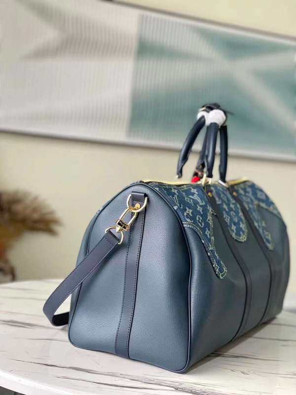 Close-up detail of modern sleek women's handbag – women's luxury accessory