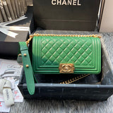  women's handbag, mid design, view 4