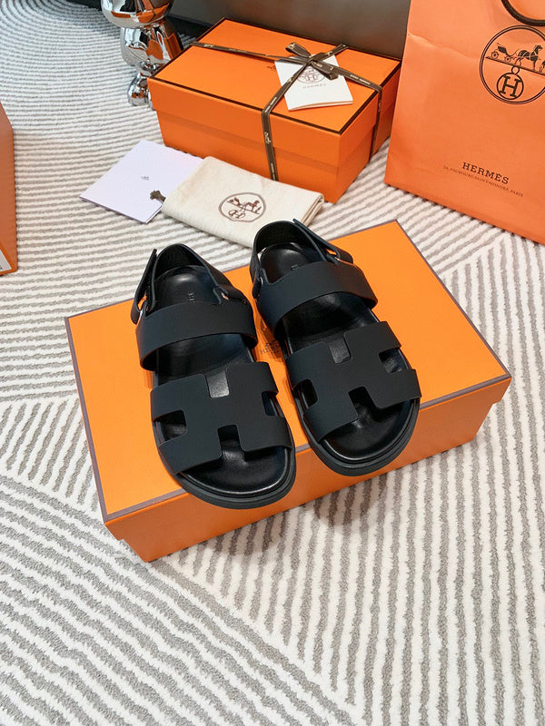 Hermes sandals Style 217 - side profile detail