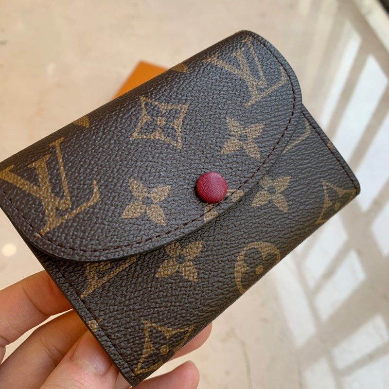 Side profile of sleek classic women's handbag – women's premium purse