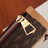  structured bag interior and compartment view 9