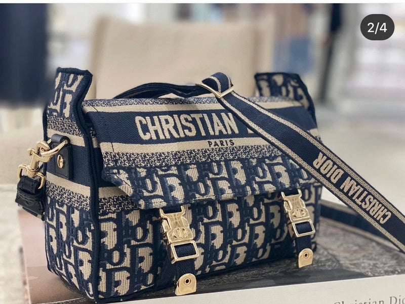 Close-up detail of structured signature women's handbag – women's designer-style accessory