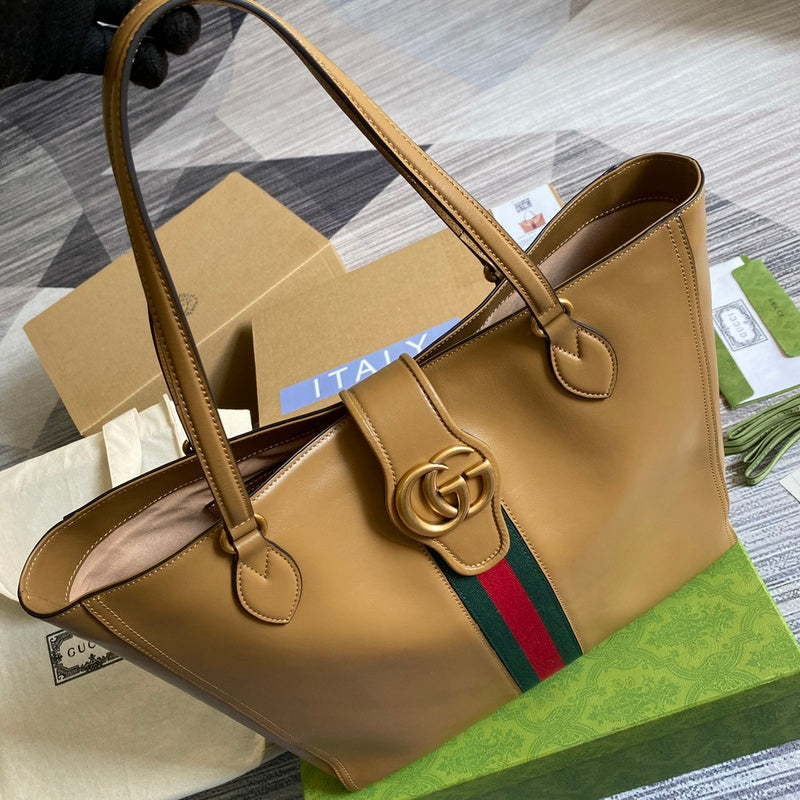 Interior view of modern everyday-luxe women's handbag – women's statement bag
