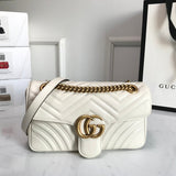 Side profile of signature modern women's handbag – women's everyday handbag