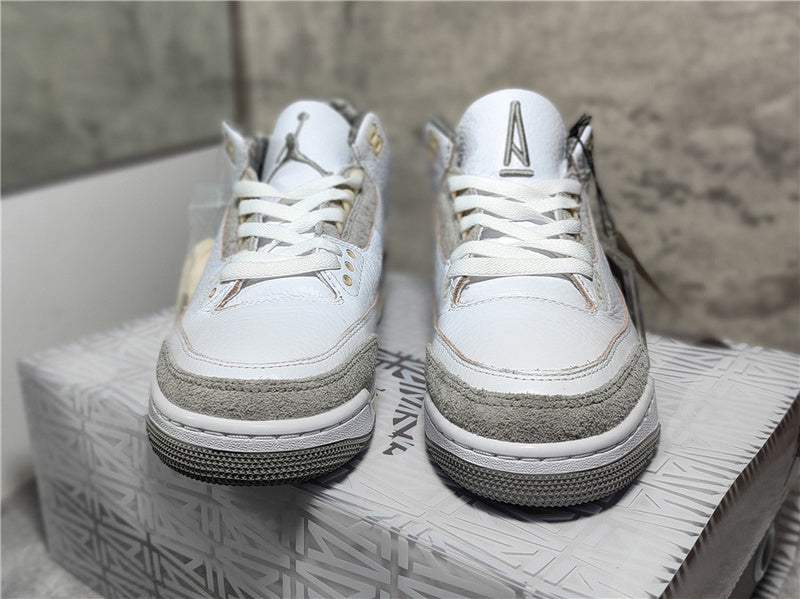 Nike Men's & Women's Designer Street Sneakers — Style 158 hardware detail