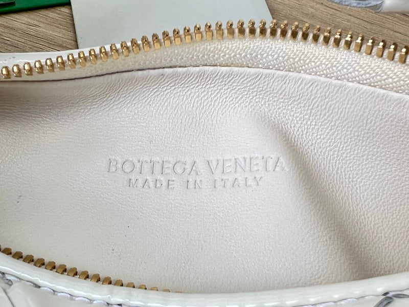 Polished Faux Leather Handbag - Sleek Minimalist Lines | Women's Statement Accessory #1657 - hardware and detail close-up (image 5) of designer-inspired handbag