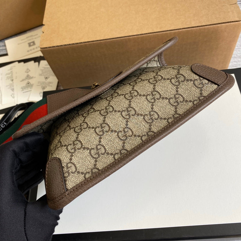 Back view of modern everyday-luxe women's handbag – women's designer-style accessory