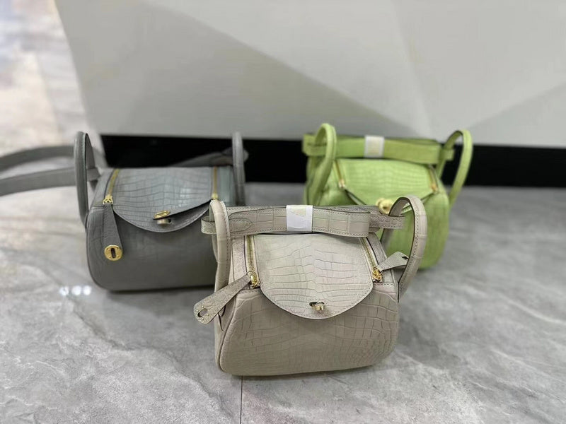 Considered bag women's premium everyday handbag