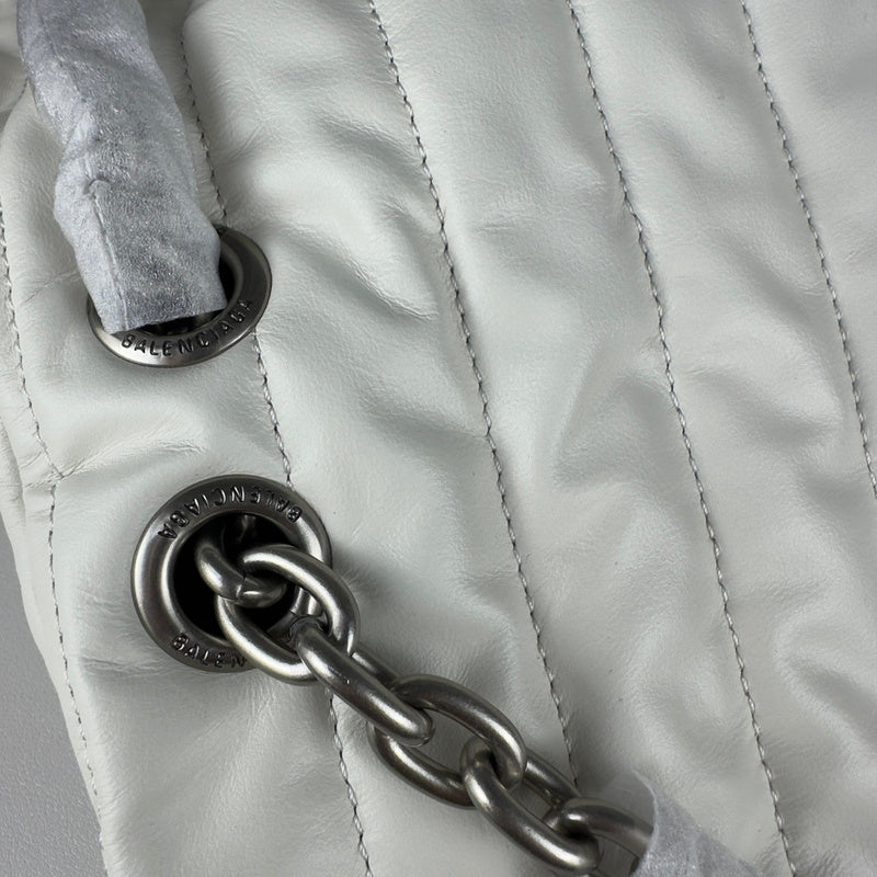 Zivas Charm Contemporary Flair Fashion Handbag (Thoughtfully Structured Design) – Detail View