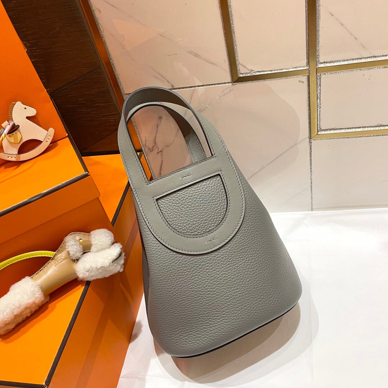 Classic bag women's premium everyday handbag