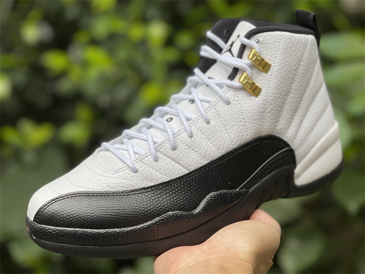 Nike Men's & Women's Luxury Fashion Trainers — Style 234 angle view