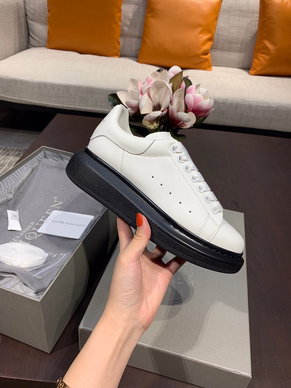 Alexander McQueen Casual sneakers in classic monochrome everyday casual design front view