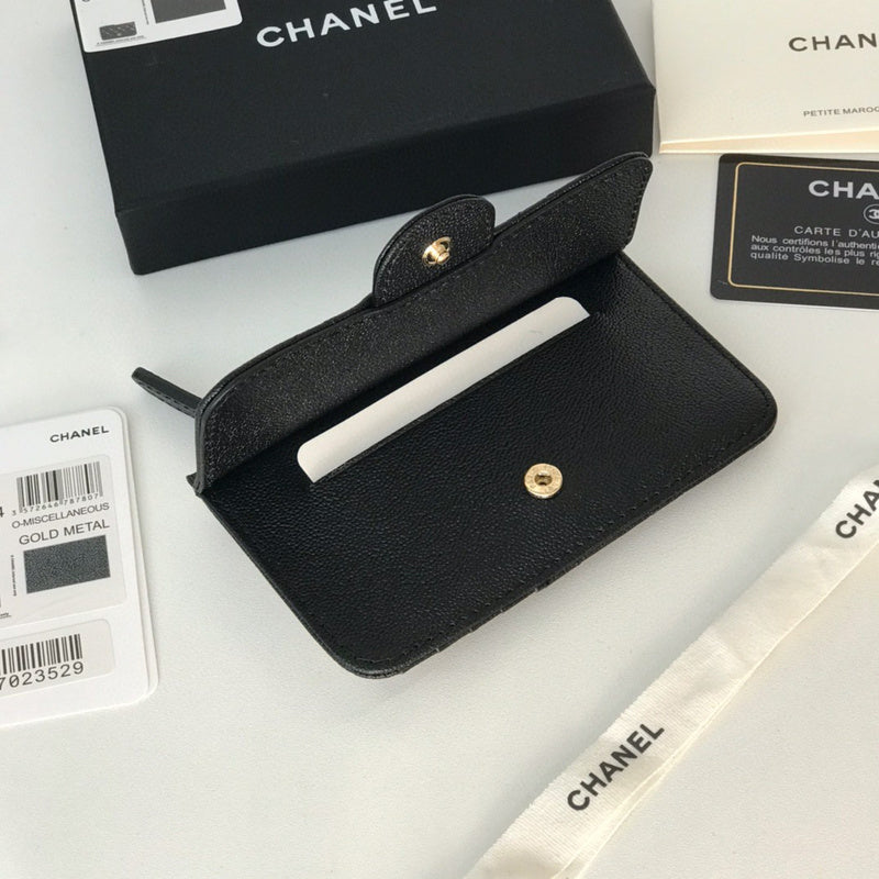 Zivas Charm Versatile Design Everyday Handbag (Polished Everyday Piece) – Styled Look