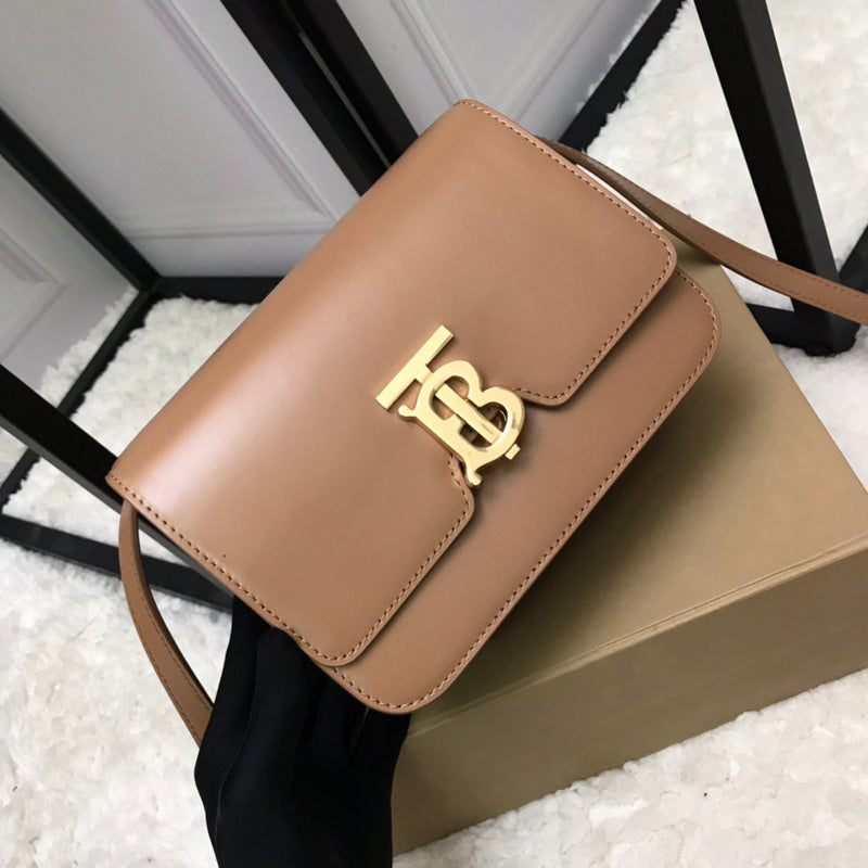 Ziva's Charm handbag – detail view (one versatile size)