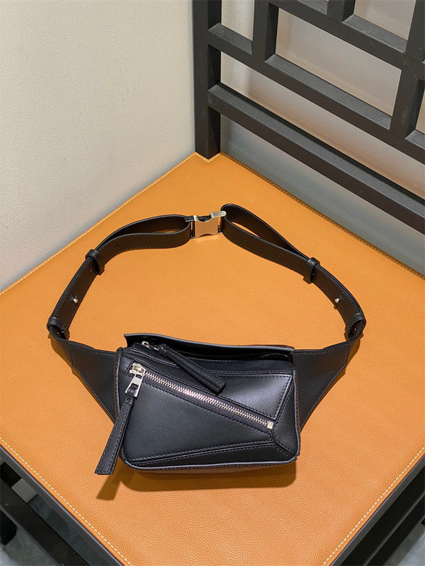 Ziva's Charm handbag – side angle view (18cm*12cm*7.5cm)