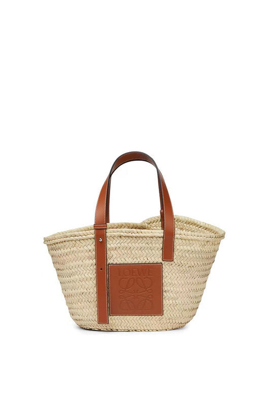 Ziva's Charm handbag – close-up view (Standard Size)