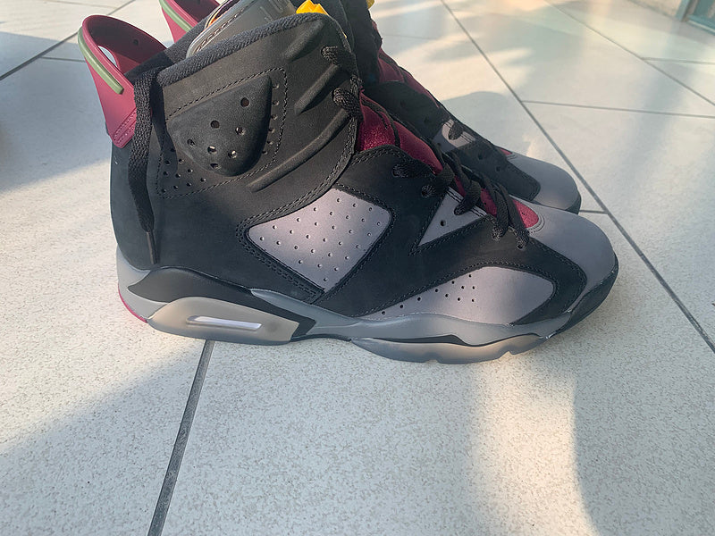 Nike Men's & Women's Designer Lifestyle Shoes — Style 188