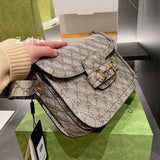 Ziva's Charm handbag – detail view (one versatile size)