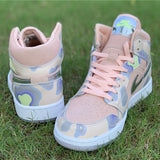 Nike Men's & Women's Luxury Low-Top Trainers — Style 045 interior view