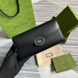 Side profile of everyday-luxe sleek women's handbag – women's statement bag