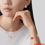 Close-up detail view of Van Cleef & Arpels unisex jewelry piece