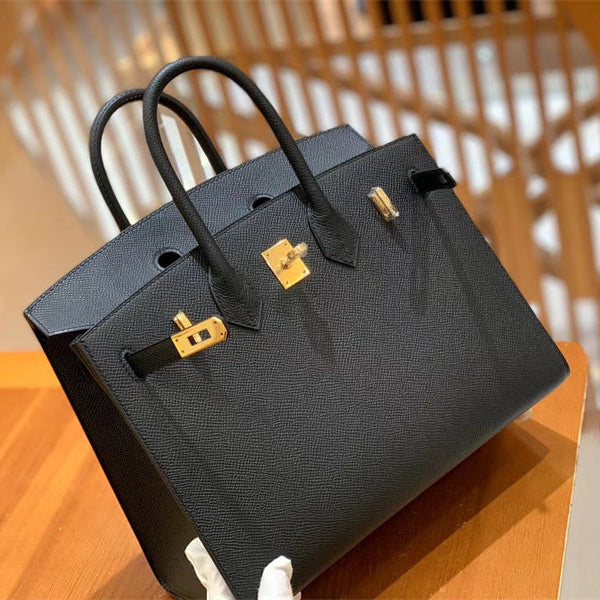 Balanced handbag styled for everyday wear