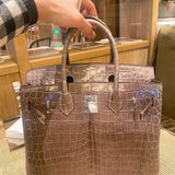  clean-lined carryall bag styled with outfit 36