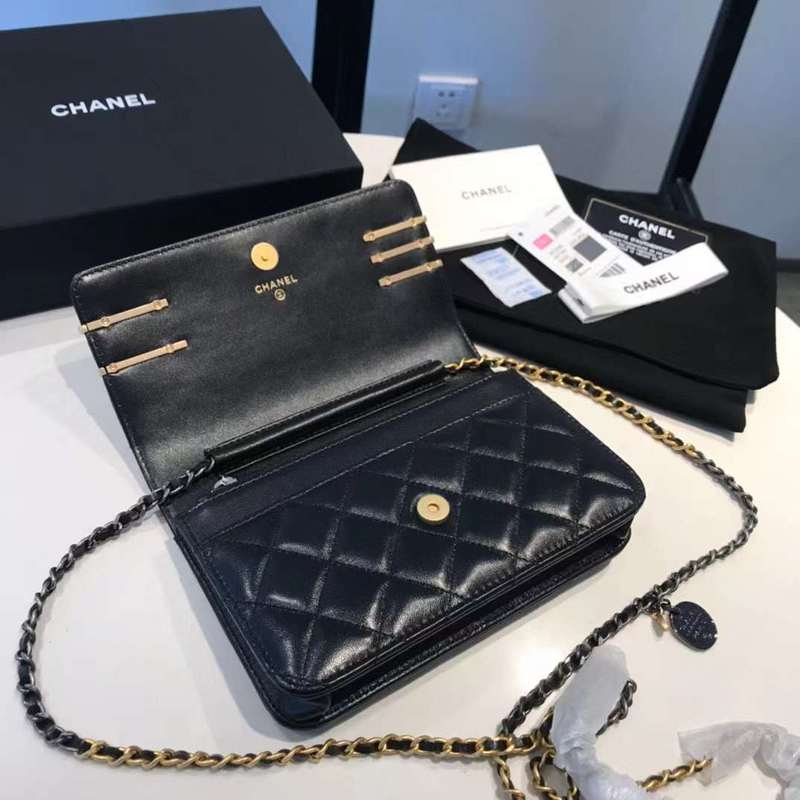 Zivas Charm Chic Craftsmanship Luxury Handbag (Premium Everyday Carry) – Full Silhouette