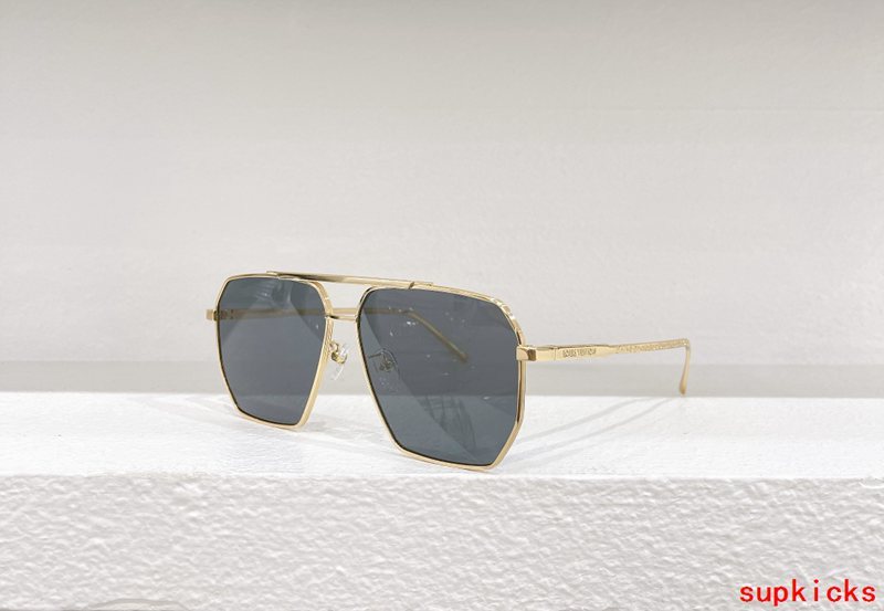 Front view of Louis Vuitton unisex sunglasses