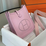  crossbody bag interior and compartment view 9